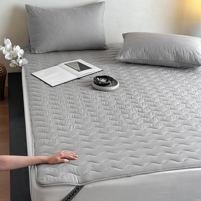 91家纺网 家纺一手货源 找家纺 三味舒屋 2025新款双面全棉软床垫-曼波 曼波灰