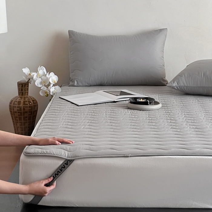 91家纺网 家纺一手货源 找家纺 三味舒屋 2025新款双面全棉软床垫-曼波 曼波灰