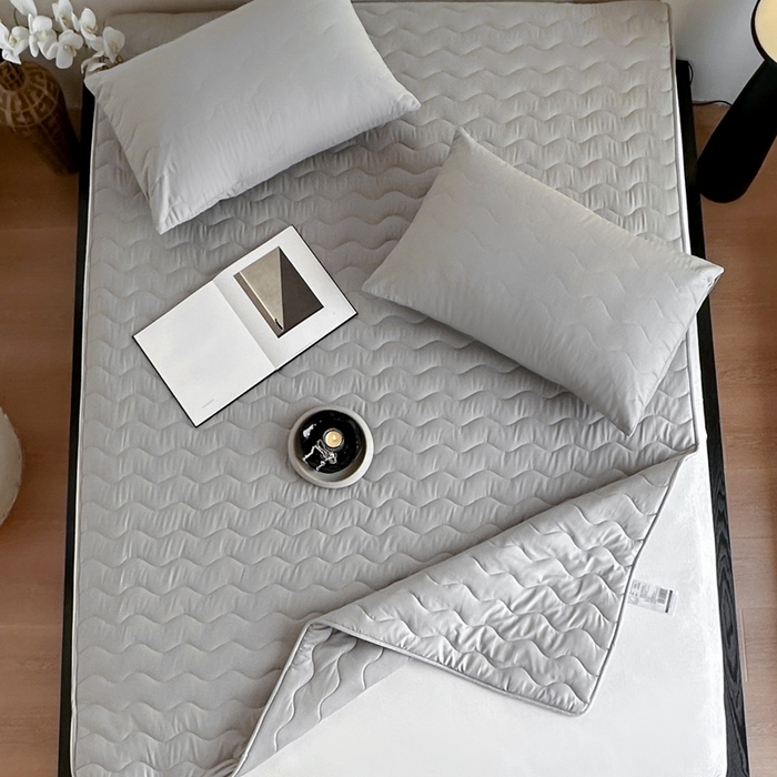 91家纺网 家纺一手货源 找家纺 三味舒屋 2025新款双面全棉软床垫-曼波 曼波灰