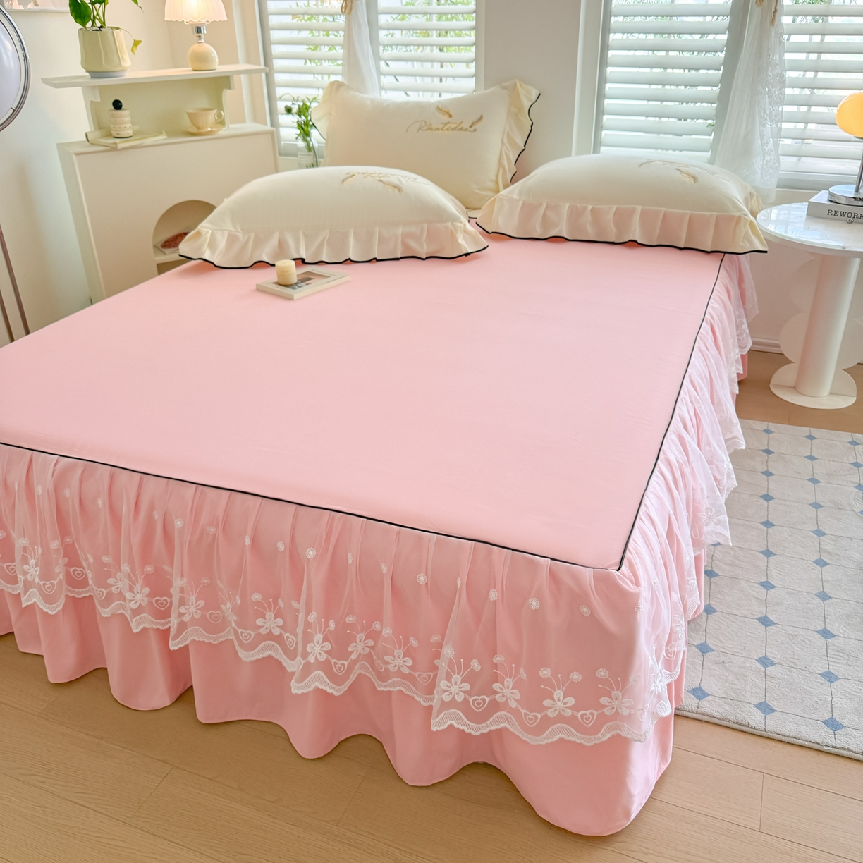 91家纺网 家纺一手货源 找家纺 柔享家（原芷澜家纺） 2025新款水洗棉磨毛系列四件套-恩格斯 米黄+粉玉