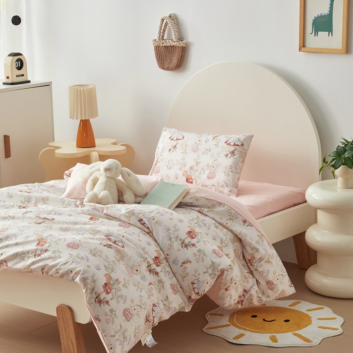 91家纺网 家纺一手货源 找家纺 荷马之梦 2025新款梦境系列—全棉40s数码印花原创手绘小版儿童幼儿园套件 精灵小兔