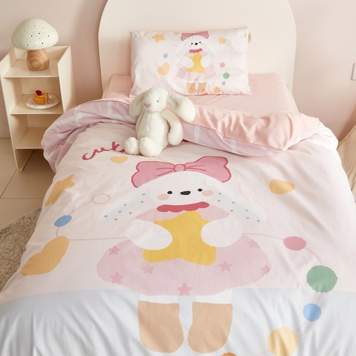 91家纺网 家纺一手货源 找家纺 （总）荷马之梦 2025新款乐园系列-A类全棉40s数码印花原创大版卡通儿童幼儿园套件