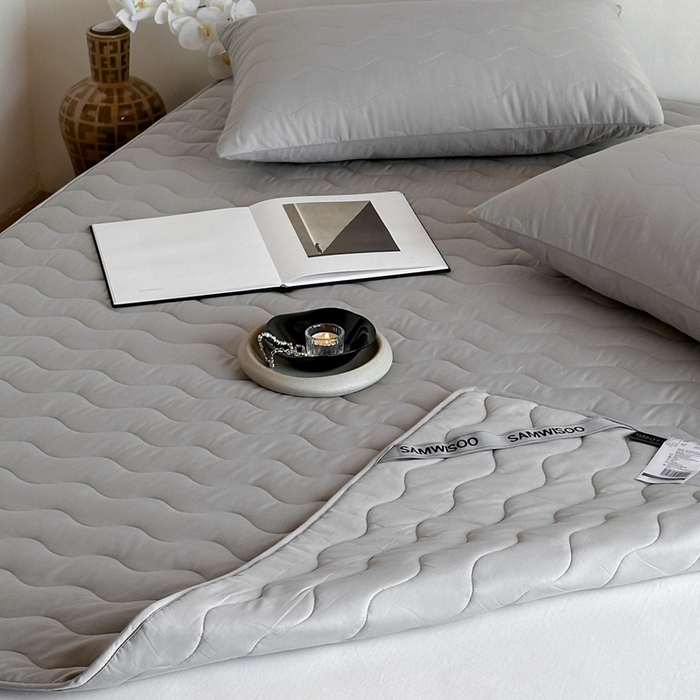 91家纺网 家纺一手货源 找家纺 三味舒屋 2025新款双面全棉软床垫-曼波 曼波灰