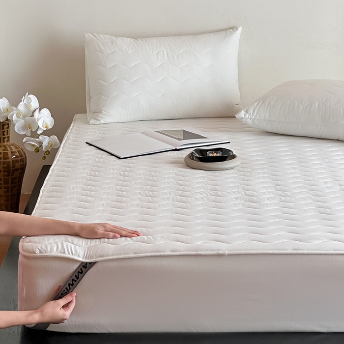 91家纺网 家纺一手货源 找家纺 三味舒屋 2025新款双面全棉软床垫-曼波 曼波白