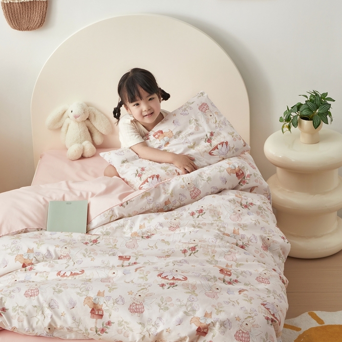 91家纺网 家纺一手货源 找家纺 荷马之梦 2025新款梦境系列—全棉40s数码印花原创手绘小版儿童幼儿园套件 精灵小兔