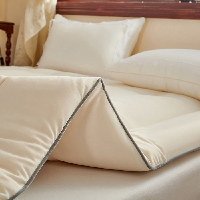 91家纺网 家纺一手货源 找家纺 （总）林希 2025新款保暖软床垫床褥子榻榻米软床垫学生上下铺垫子（小暖垫系列）