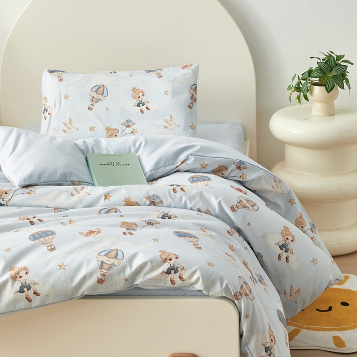 91家纺网 家纺一手货源 找家纺 荷马之梦 2025新款梦境系列—全棉40s数码印花原创手绘小版儿童幼儿园套件 小王子