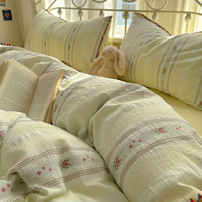 91家纺网 家纺一手货源 找家纺 田野 2025新款全棉水洗棉提花四件套 飘带