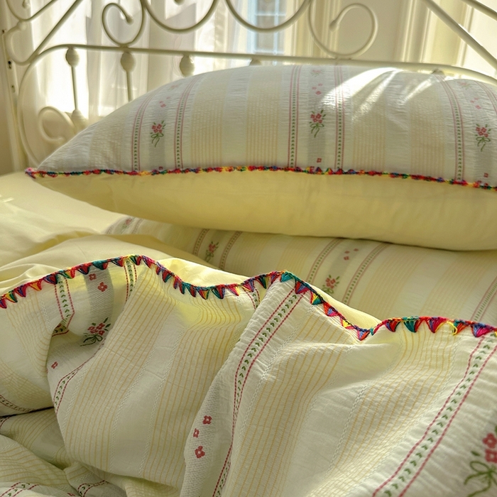 91家纺网 家纺一手货源 找家纺 田野 2025新款全棉水洗棉提花四件套 飘带