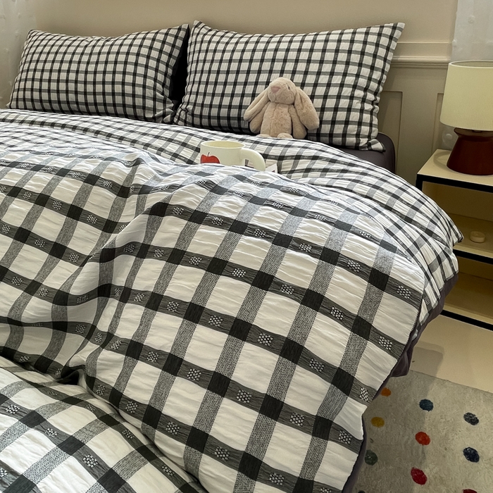 91家纺网 家纺一手货源 找家纺 凯洛奇 2025新款窗格纹泡泡纱阳离子四件套（提供买家秀） 窗格纹泡泡纱-黑白配