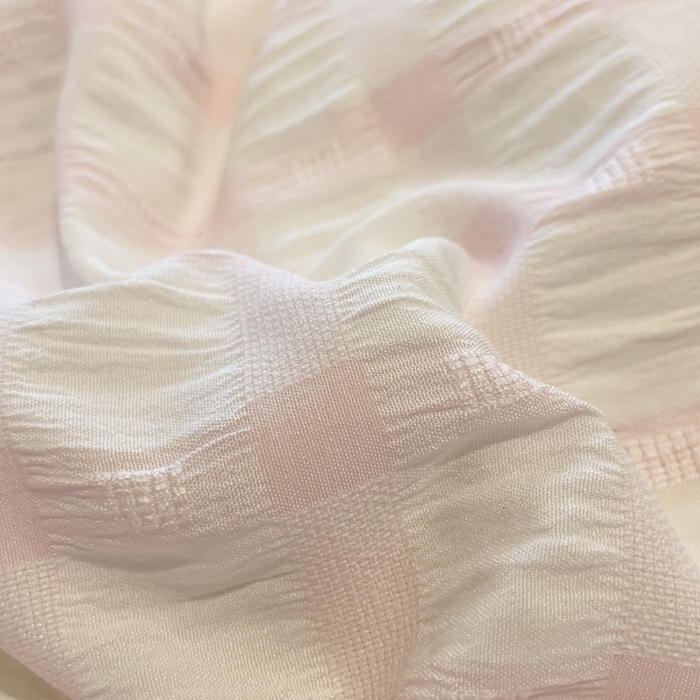 91家纺网 家纺一手货源 找家纺 凯洛奇 2025新款窗格纹泡泡纱阳离子四件套（提供买家秀） 窗格纹泡泡纱-蜜桃粉