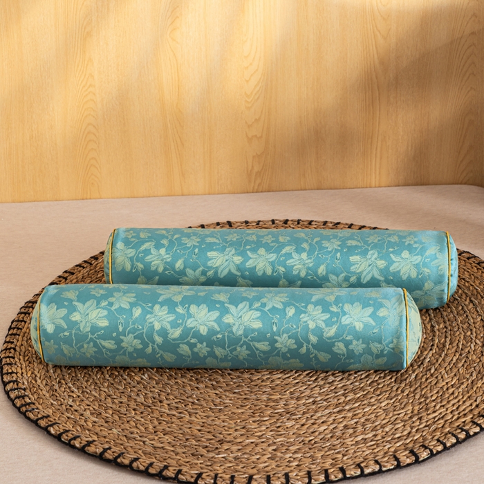 91家纺网 家纺一手货源 找家纺 织布人 2025新款荞麦枕丝绸贡缎圆柱糖果枕调养颈椎专用枕头硬枕芯 贡缎颈椎糖果枕-圆柱水蓝色 50x12cm/只