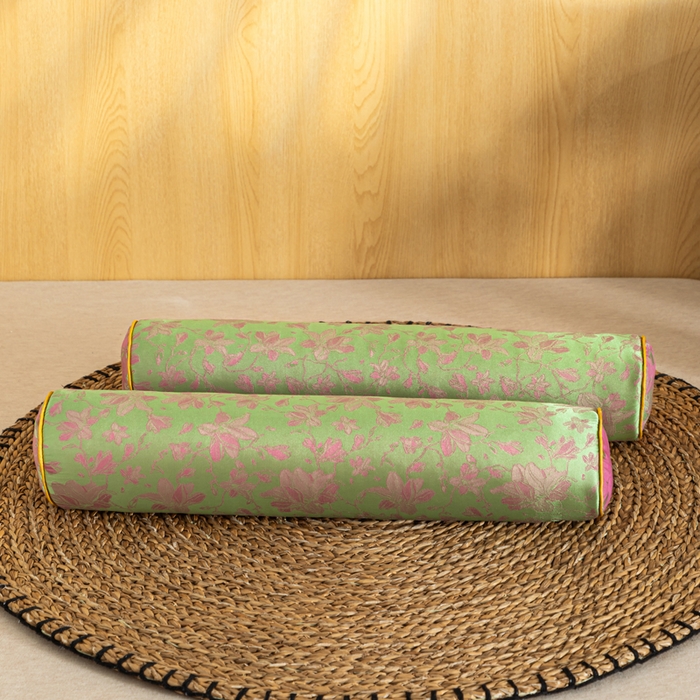 91家纺网 家纺一手货源 找家纺 织布人 2025新款荞麦枕丝绸贡缎圆柱糖果枕调养颈椎专用枕头硬枕芯 贡缎颈椎糖果枕-圆柱绿色 50x12cm/只