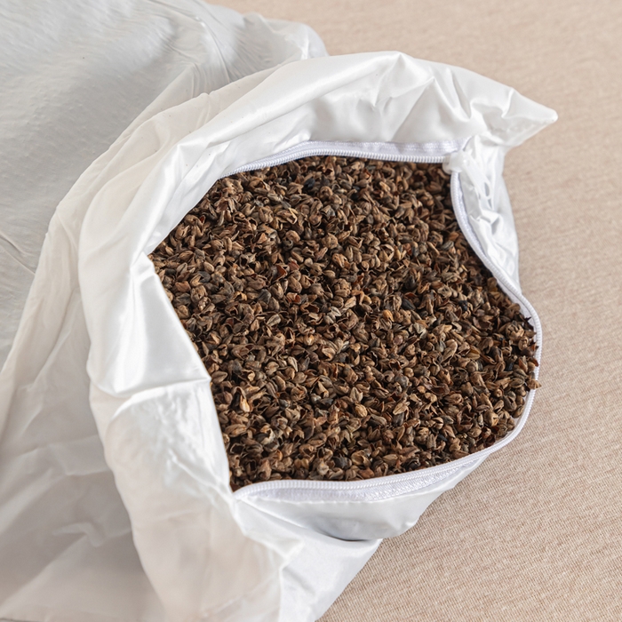 91家纺网 家纺一手货源 找家纺 织布人 2025新款荞麦枕贡缎提花可调节高度糖果枕头颈椎专用枕腰靠枕芯 贡缎提花可调节糖果枕-玉色 56x28cm/只