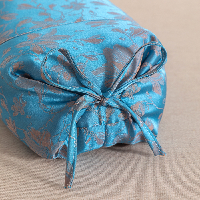 91家纺网 家纺一手货源 找家纺 织布人 2025新款荞麦枕贡缎提花可调节高度糖果枕头颈椎专用枕腰靠枕芯 贡缎提花可调节糖果枕-天空兰 56x28cm/只