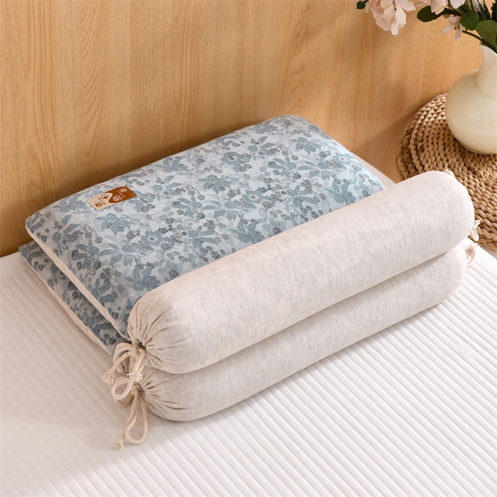 91家纺网 家纺一手货源 找家纺 （总）织布人 2025新款荞麦枕棉麻复古风水墨画圆柱组合枕颈椎拉伸可调节硬枕芯