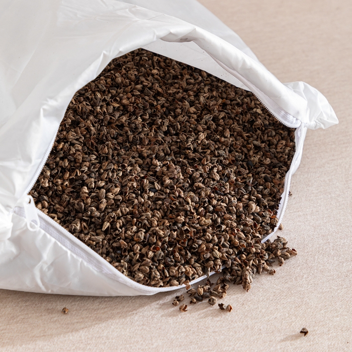 91家纺网 家纺一手货源 找家纺 织布人 2025新款荞麦枕全棉条纹面包立体荞麦护颈椎助眠枕头牵引硬枕芯 全棉条纹面包荞麦枕-浅黄 52x32cm/只