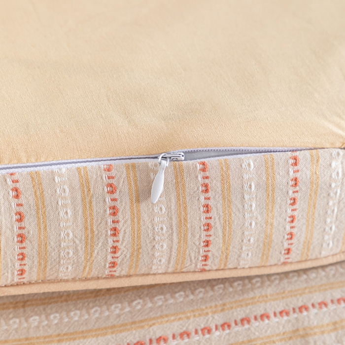 91家纺网 家纺一手货源 找家纺 织布人 2025新款荞麦枕全棉条纹面包立体荞麦护颈椎助眠枕头牵引硬枕芯 全棉条纹面包荞麦枕-浅黄 52x32cm/只