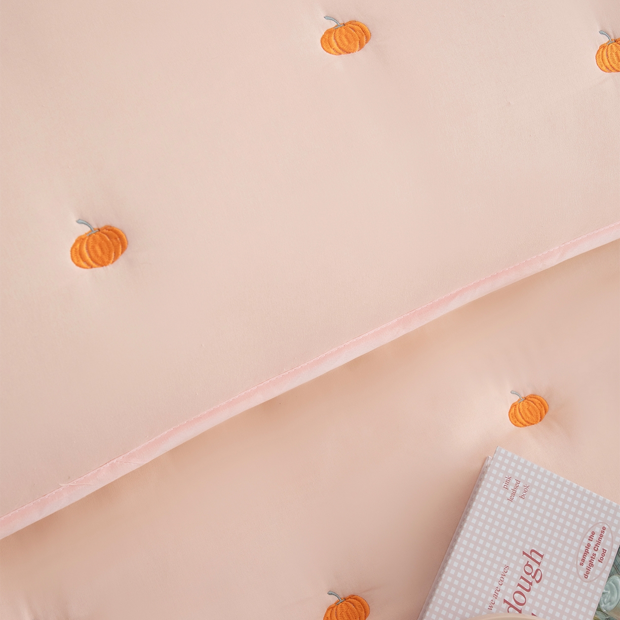 91家纺网 家纺一手货源 找家纺 （总）乐居家纺 2025新款A类夹棉绣花双人枕套-南瓜