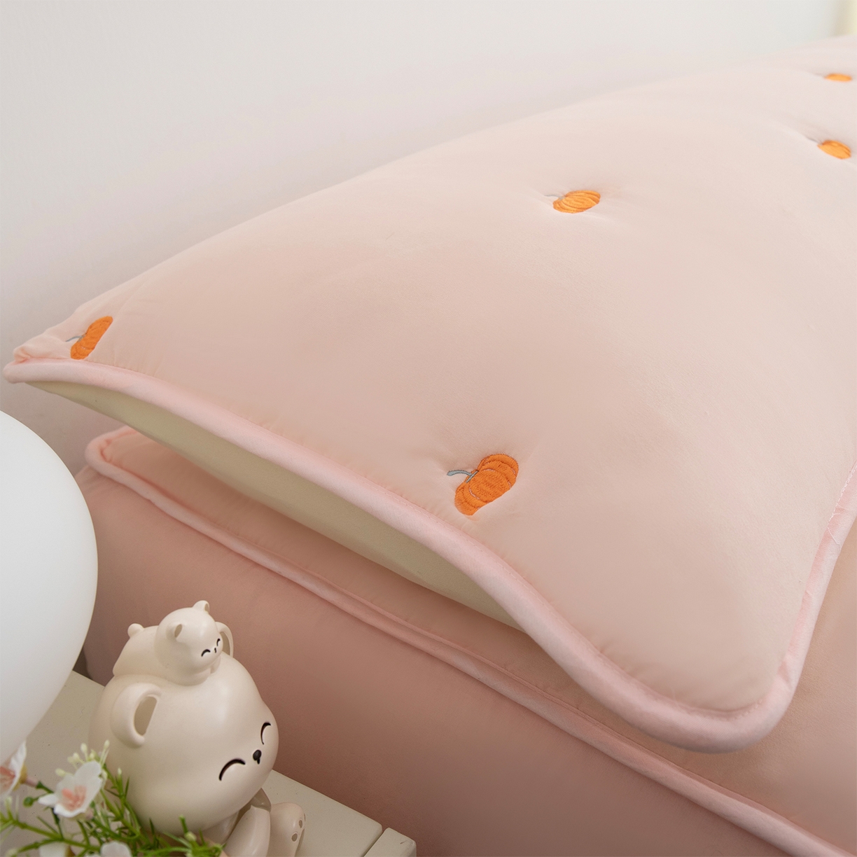 91家纺网 家纺一手货源 找家纺 （总）乐居家纺 2025新款A类夹棉绣花双人枕套-南瓜