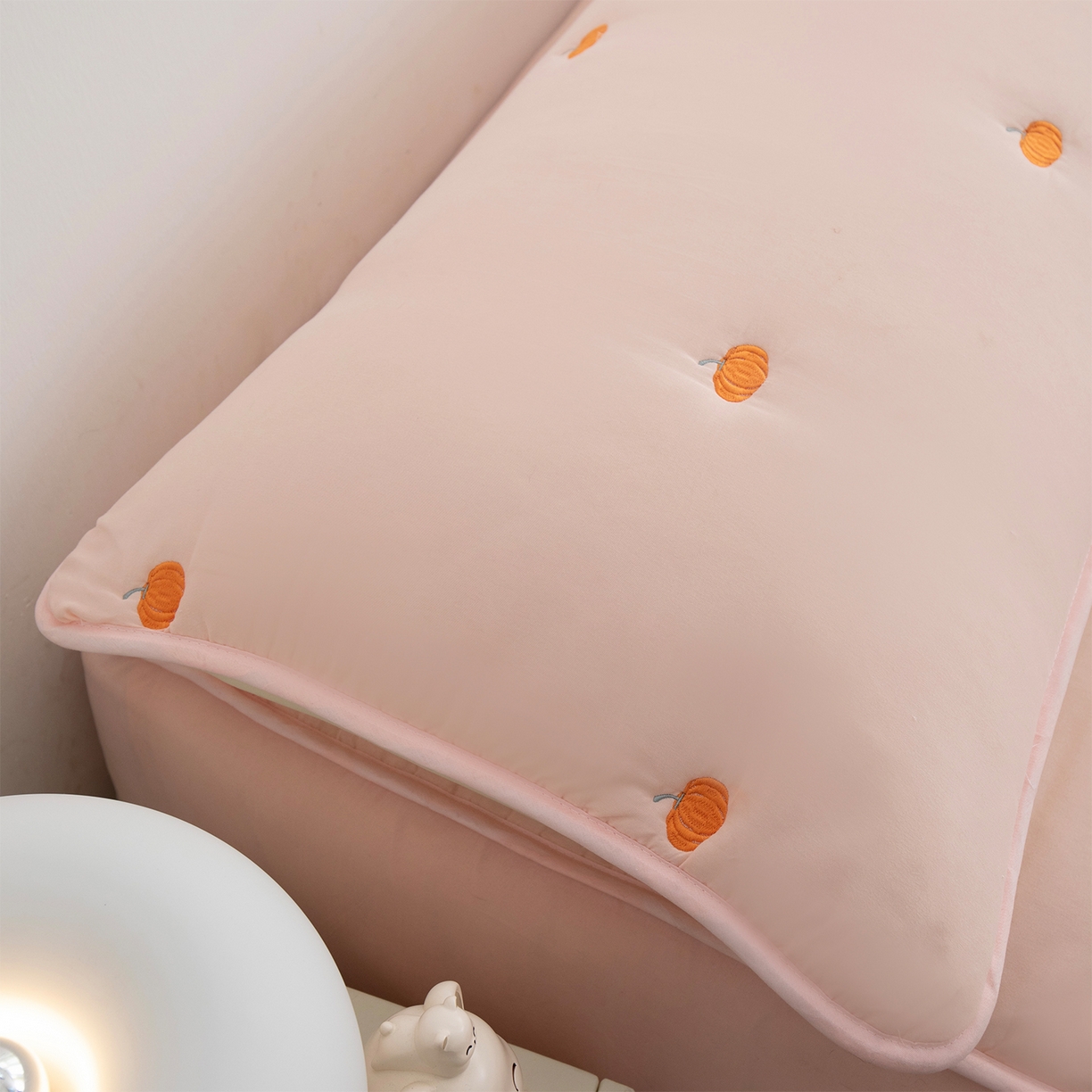 91家纺网 家纺一手货源 找家纺 （总）乐居家纺 2025新款A类夹棉绣花双人枕套-南瓜