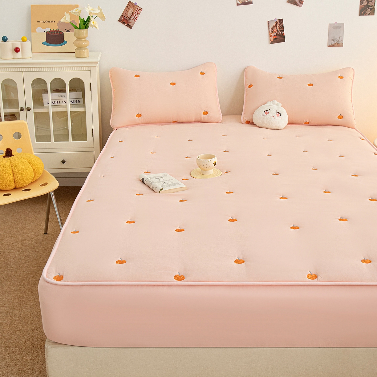 91家纺网 家纺一手货源 找家纺 （总）乐居家纺 2025新款A类亲肤夹棉刺绣床笠-南瓜