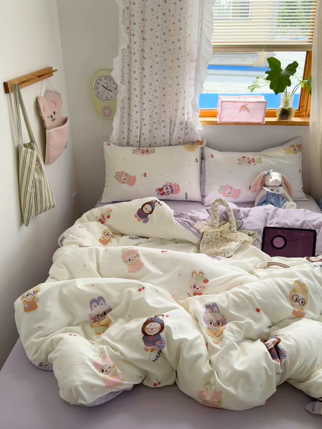 91家纺网 家纺一手货源 找家纺 罗亿家纺 2025新款云感双层纱印花四件套 童话-拉布大王