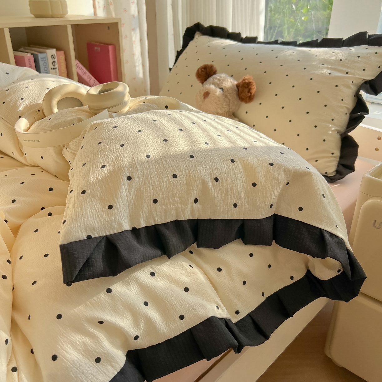 91家纺网 家纺一手货源 找家纺 （总）韩巢家纺 2025新款小波点学生宿舍寝室上下铺三件套开学季花边被套四件套