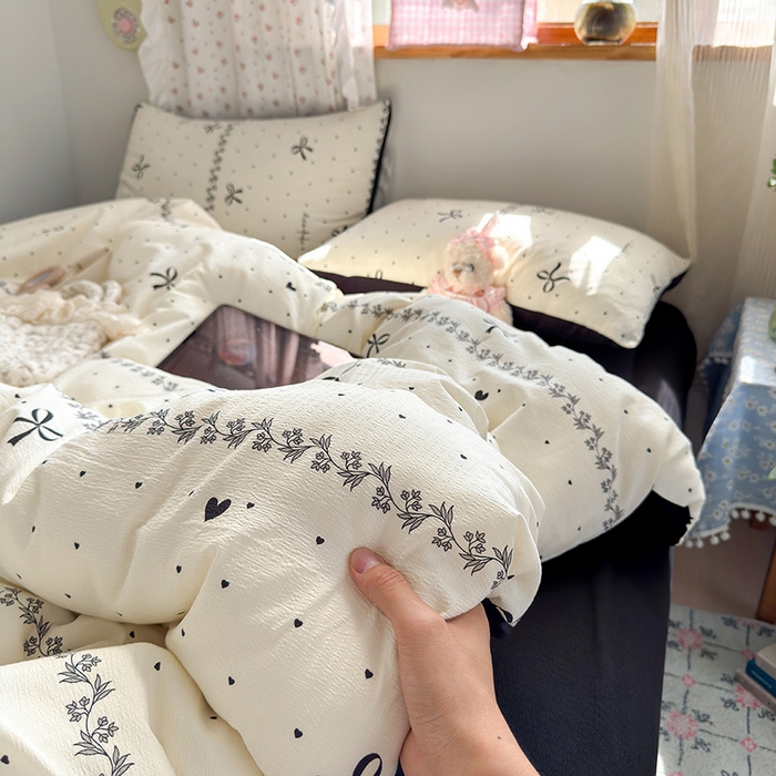 91家纺网 家纺一手货源 找家纺 罗亿家纺 2025新款云感双层纱印花四件套 童话-美梦结