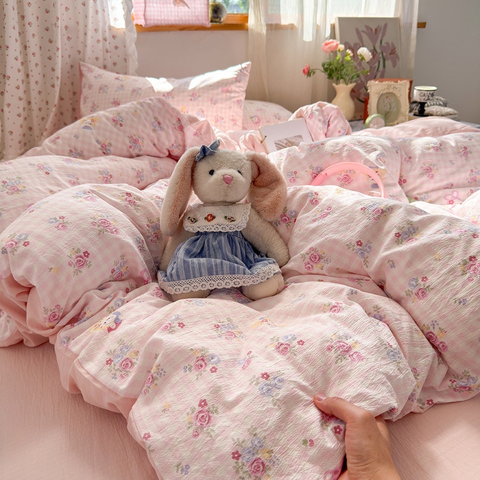 罗亿家纺 2025新款云感双层纱印花四件套 童话-萌主后花园
