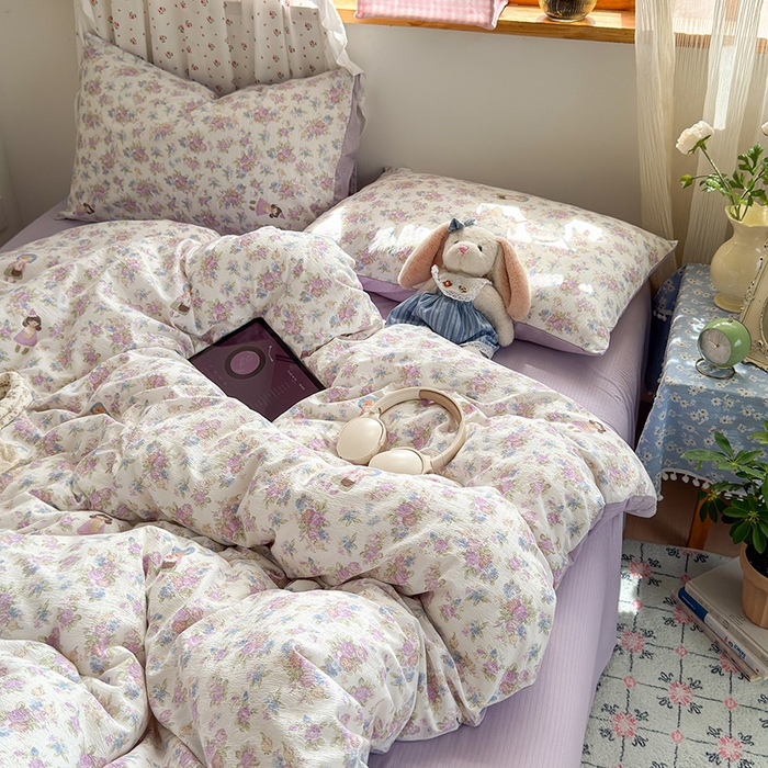 91家纺网 家纺一手货源 找家纺 罗亿家纺 2025新款云感双层纱印花四件套 童话-梦境之间