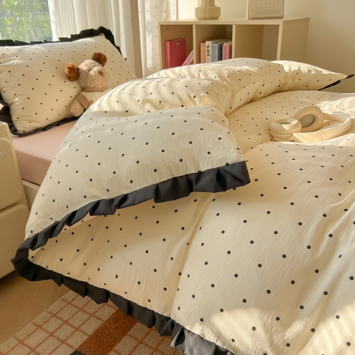 韩巢家纺 2025新款小波点学生宿舍寝室上下铺三件套开学季花边被套四件套 米黄波点【黑皱皱花边款】