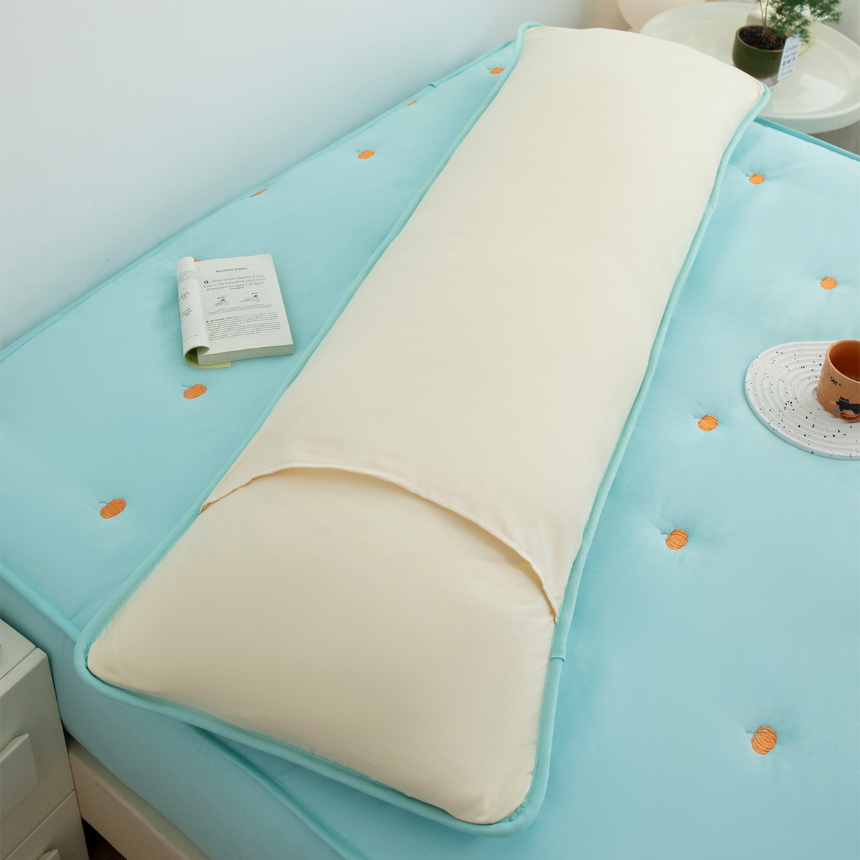 91家纺网 家纺一手货源 找家纺 乐居家纺 2025新款A类夹棉绣花双人枕套-南瓜 水蓝