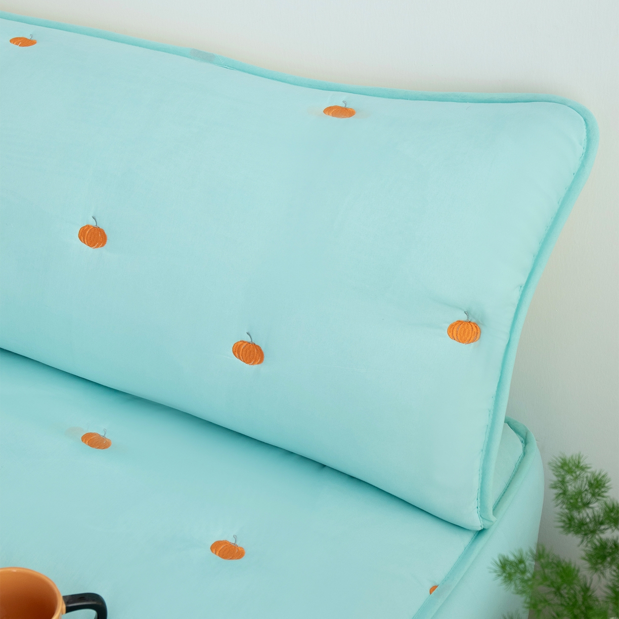 91家纺网 家纺一手货源 找家纺 乐居家纺 2025新款A类夹棉绣花双人枕套-南瓜 水蓝