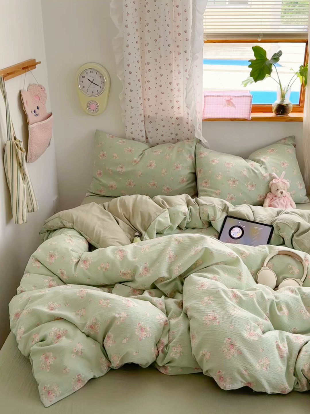 91家纺网 家纺一手货源 找家纺 罗亿家纺 2025新款云感双层纱印花四件套 童话-奶油气泡