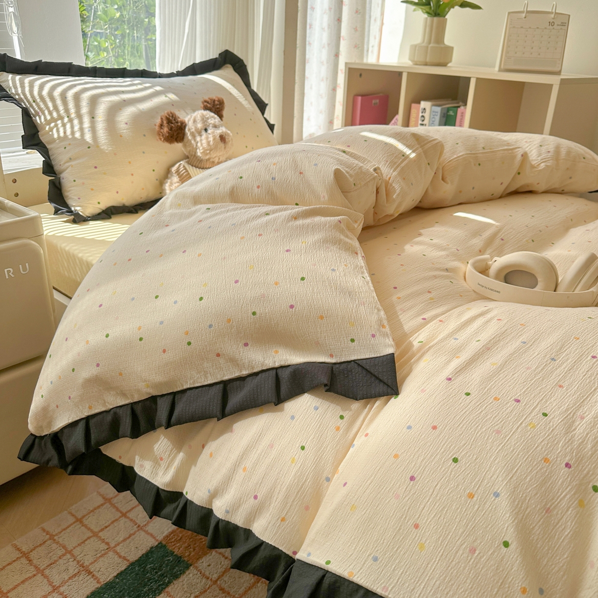 韩巢家纺 2025新款小波点学生宿舍寝室上下铺三件套开学季花边被套四件套 波点世界【黑皱皱花边款】