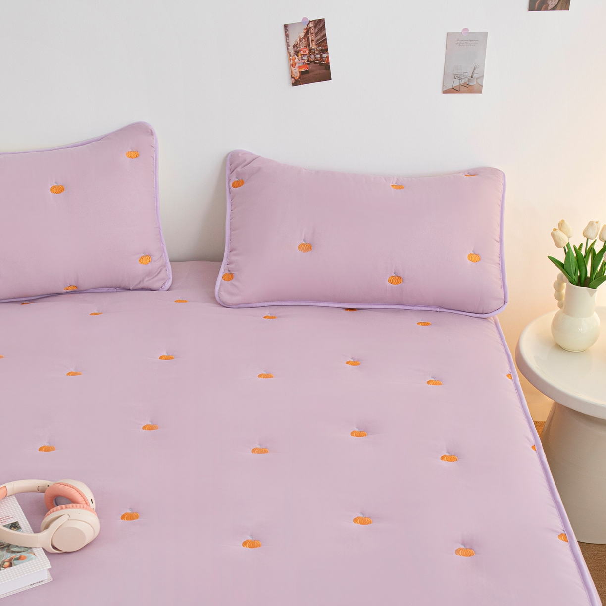 91家纺网 家纺一手货源 找家纺 乐居家纺 2025新款A类亲肤夹棉刺绣床笠-南瓜 浅紫