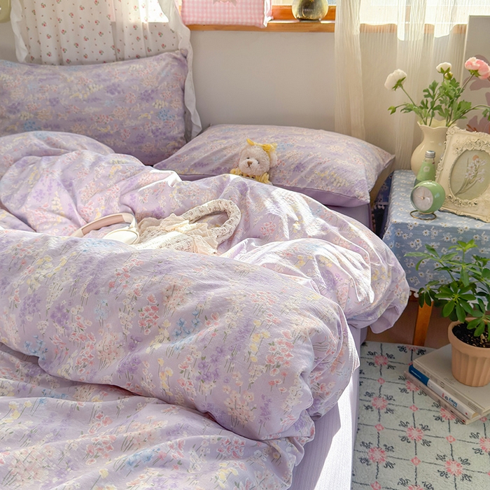 91家纺网 家纺一手货源 找家纺 罗亿家纺 2025新款云感双层纱印花四件套 童话-薰衣草