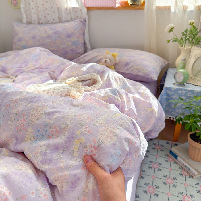 91家纺网 家纺一手货源 找家纺 罗亿家纺 2025新款云感双层纱印花四件套 童话-薰衣草