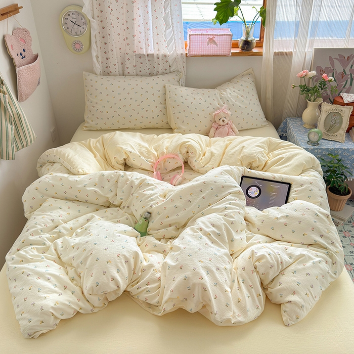 91家纺网 家纺一手货源 找家纺 罗亿家纺 2025新款云感双层纱印花四件套 童话-樱桃布丁