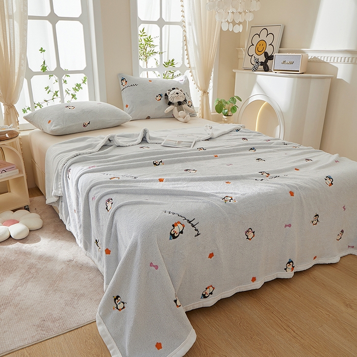 91家纺网 家纺一手货源 找家纺 （总）楼兰公主 2025新款云朵绒卡通刺绣毛毯盖毯毯子