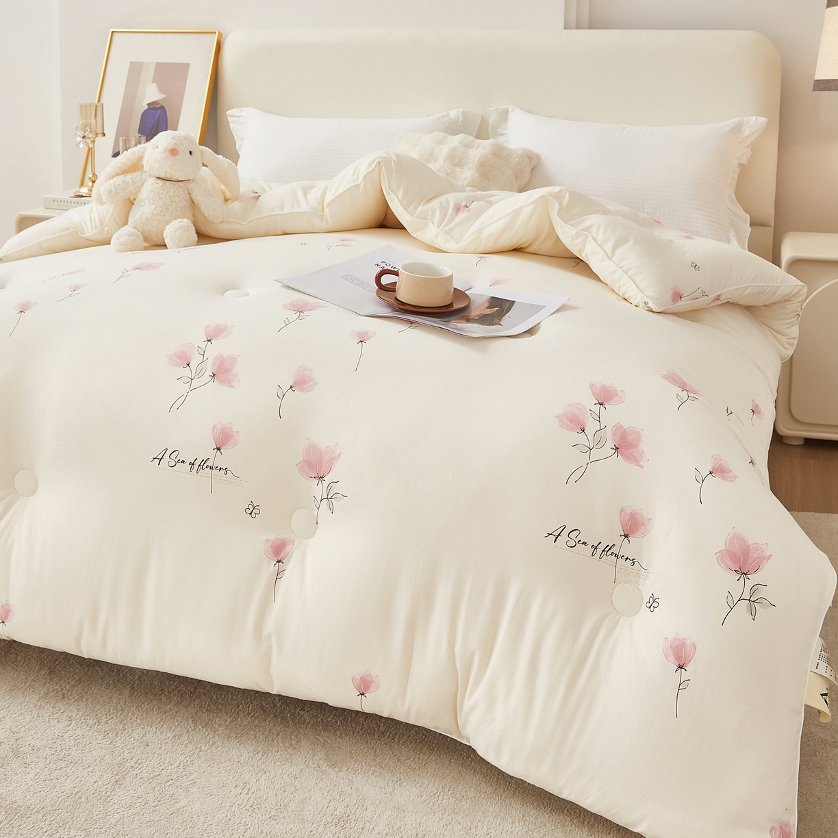 91家纺网 家纺一手货源 找家纺 尊妙被业 2025新款棉小柔大豆被被子被芯春秋被子母被直播批发夏被 虞美人-米色