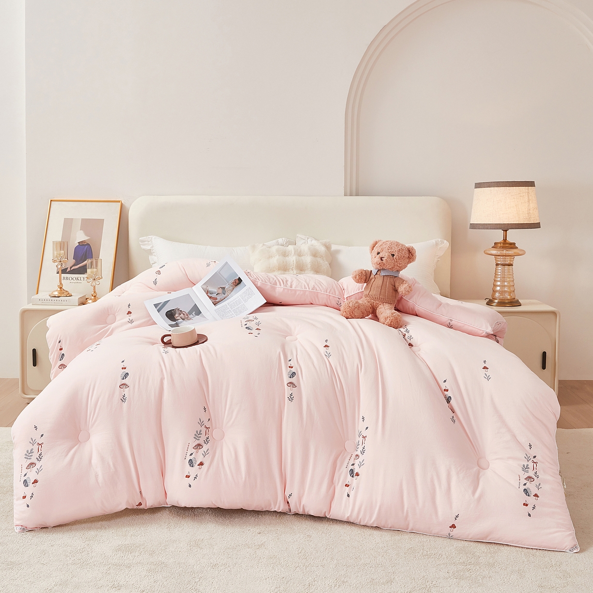 91家纺网 家纺一手货源 找家纺 尊妙被业 2025新款棉小柔大豆被被子被芯春秋被子母被直播批发夏被 春之笙-粉色