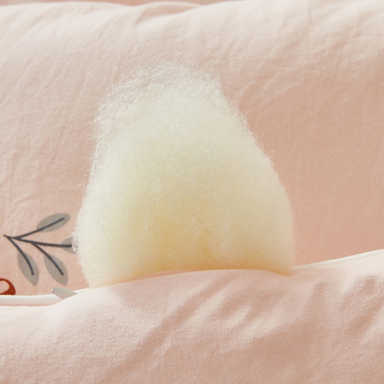 91家纺网 家纺一手货源 找家纺 尊妙被业 2025新款棉小柔大豆被被子被芯春秋被子母被直播批发夏被 春之笙-粉色