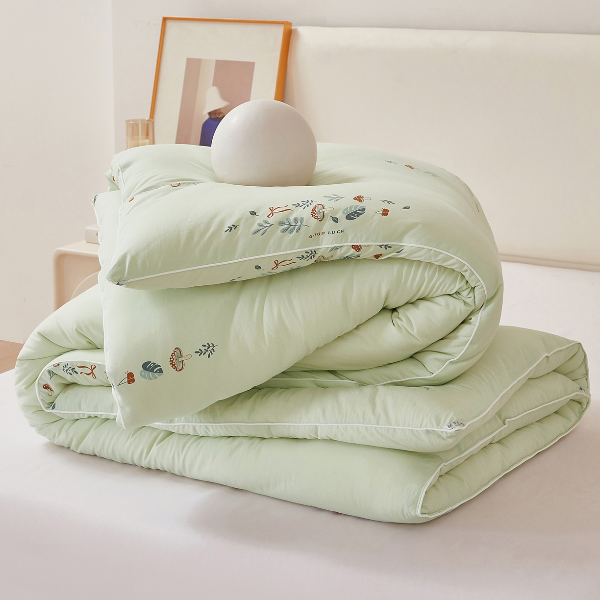 91家纺网 家纺一手货源 找家纺 尊妙被业 2025新款棉小柔大豆被被子被芯春秋被子母被直播批发夏被 春之笙-浅绿
