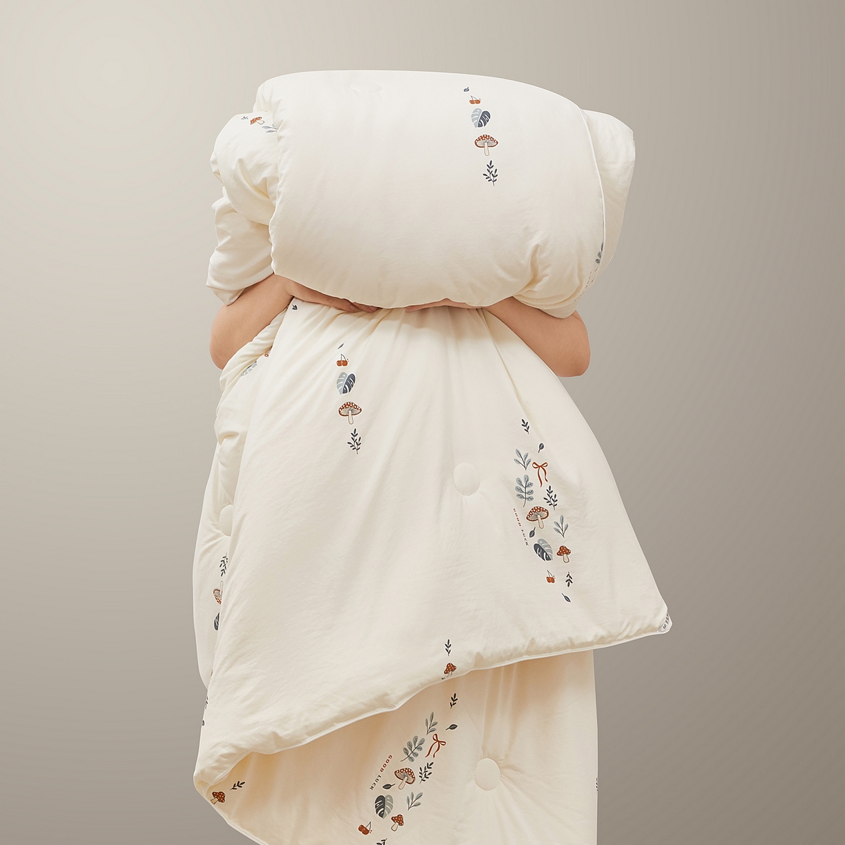 91家纺网 家纺一手货源 找家纺 尊妙被业 2025新款棉小柔大豆被被子被芯春秋被子母被直播批发夏被 春之笙-米色