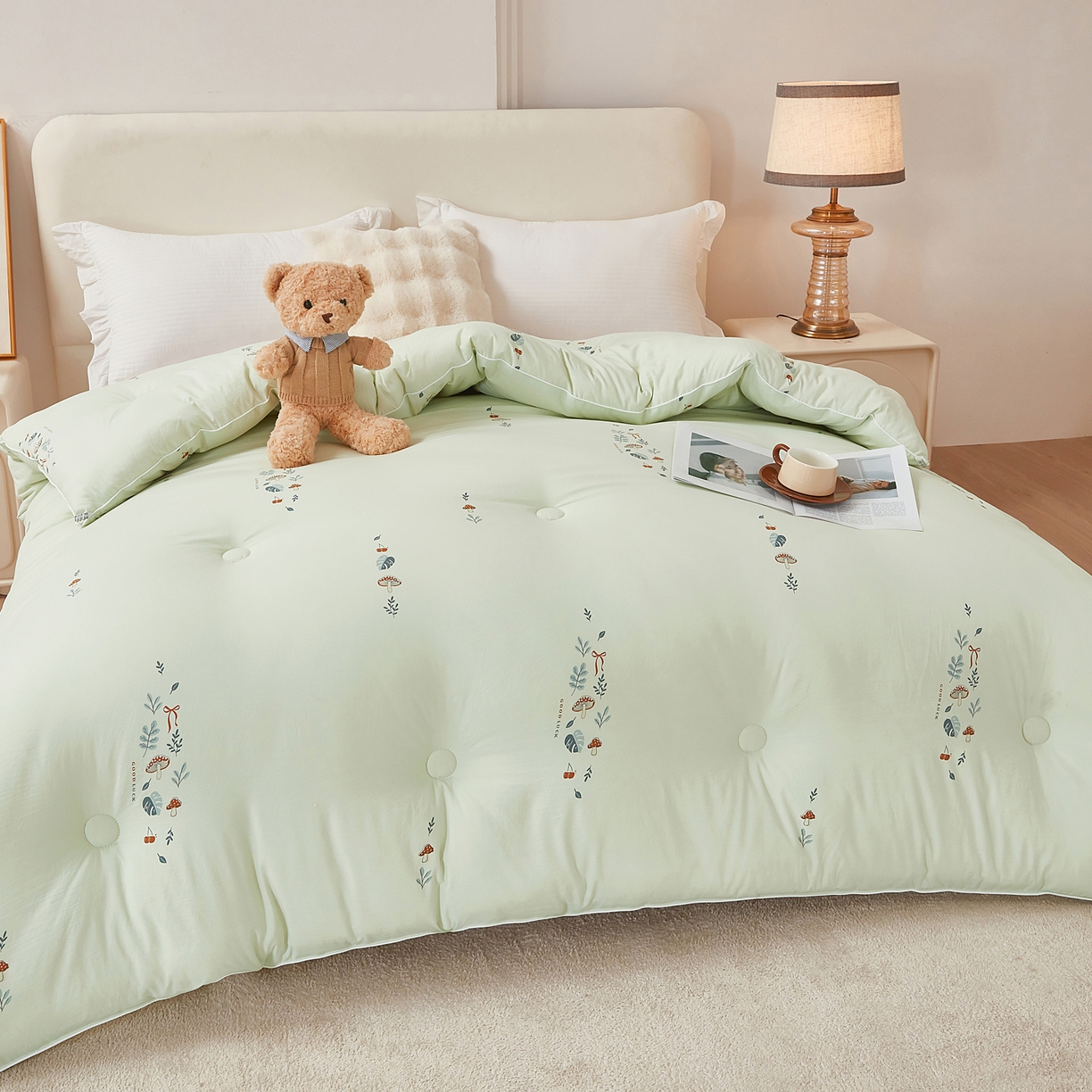 91家纺网 家纺一手货源 找家纺 尊妙被业 2025新款棉小柔大豆被被子被芯春秋被子母被直播批发夏被 春之笙-浅绿