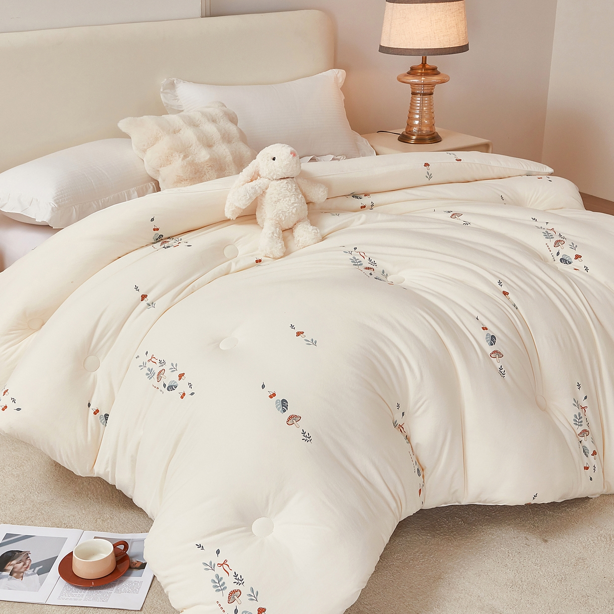 91家纺网 家纺一手货源 找家纺 尊妙被业 2025新款棉小柔大豆被被子被芯春秋被子母被直播批发夏被 春之笙-米色