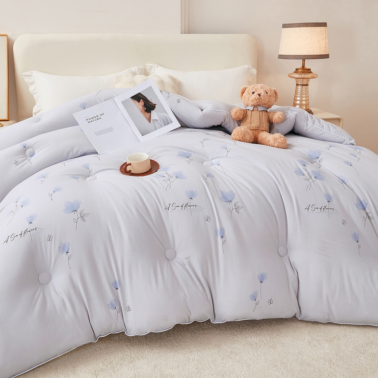 91家纺网 家纺一手货源 找家纺 尊妙被业 2025新款棉小柔大豆被被子被芯春秋被子母被直播批发夏被 虞美人-浅灰