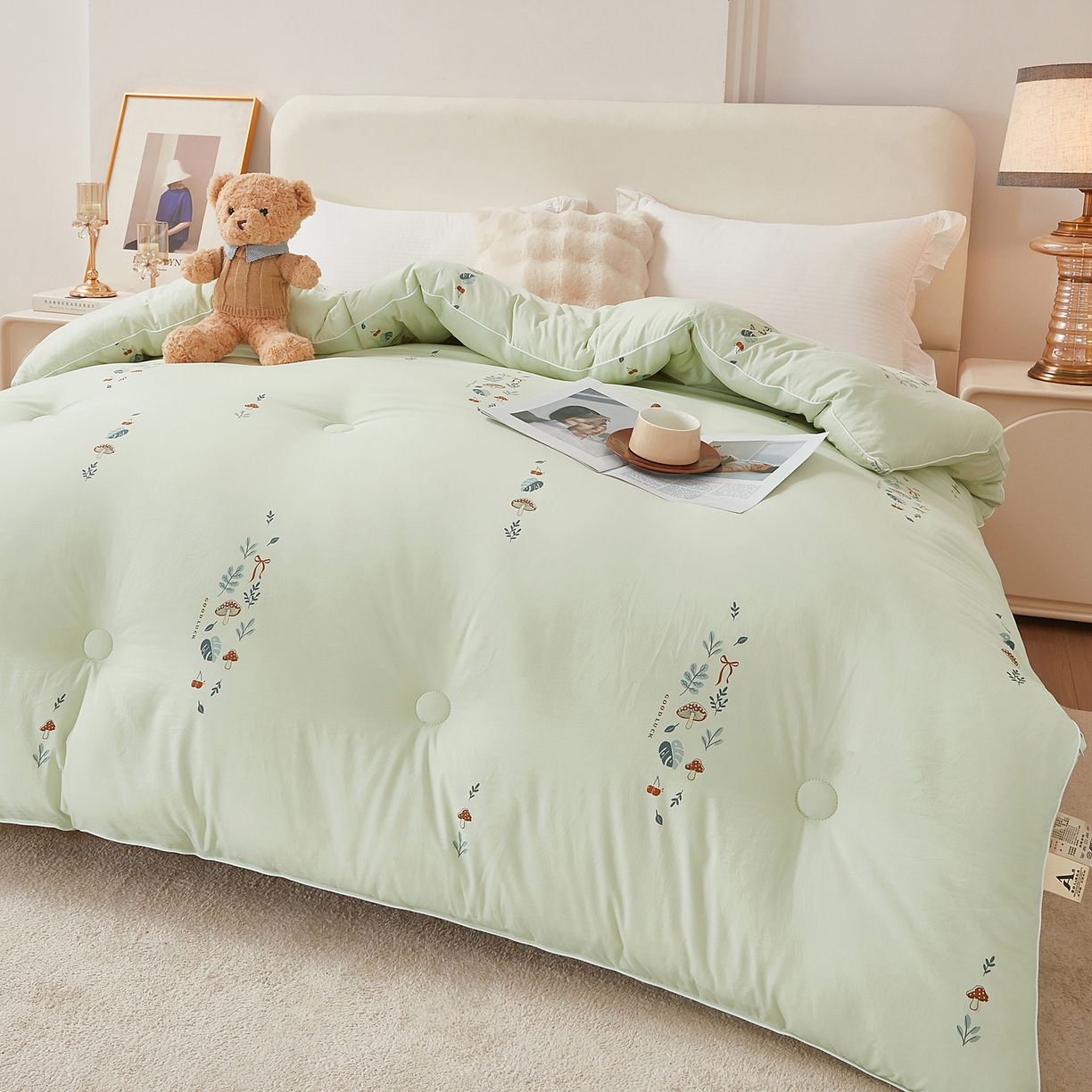 91家纺网 家纺一手货源 找家纺 尊妙被业 2025新款棉小柔大豆被被子被芯春秋被子母被直播批发夏被 春之笙-浅绿